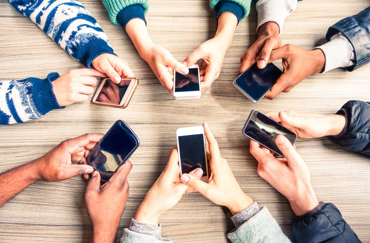Learn about the Telcos of Aotearoa, thanks to Mobile Compare! 